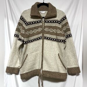 VINTAGE 1970’S SAGA HAND KNIT ZIP UP NORDIC WOOL CARDIGAN Cozy Fall Winter Warm